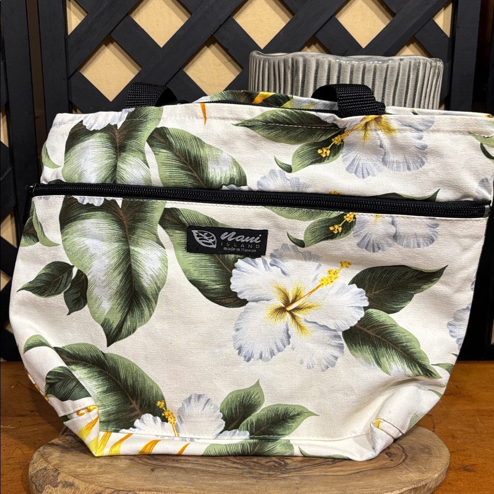 Nami Island Small Tropical Tote Bag with Hibiscus Flowers